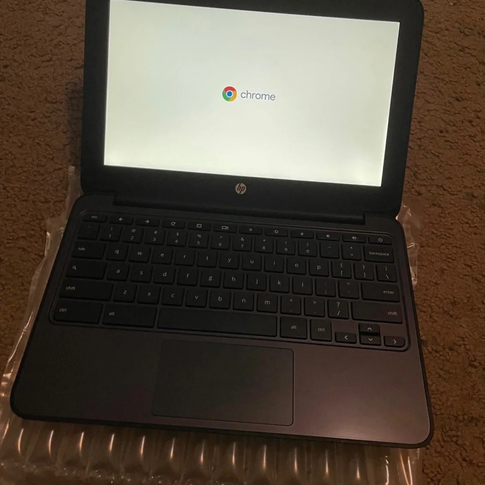 HP Chromebook 11 with Intel Celeron 1.60ghz processor